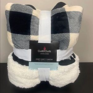 Cuddl Duds Cozy Soft Throw